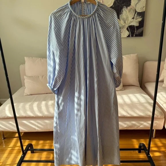 Beautiful Tibi Awning stripe dress size 4 *RUNS LARGE* - Picture 2 of 10